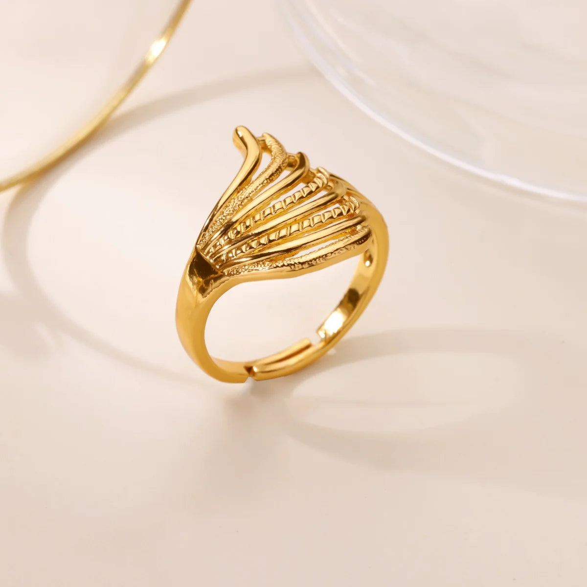 The Sculpted trio (3 rings)